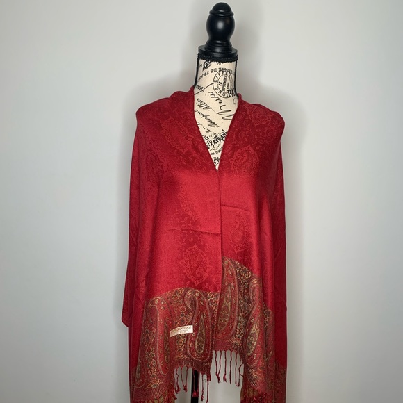 Pashmina - Picture 1 of 5